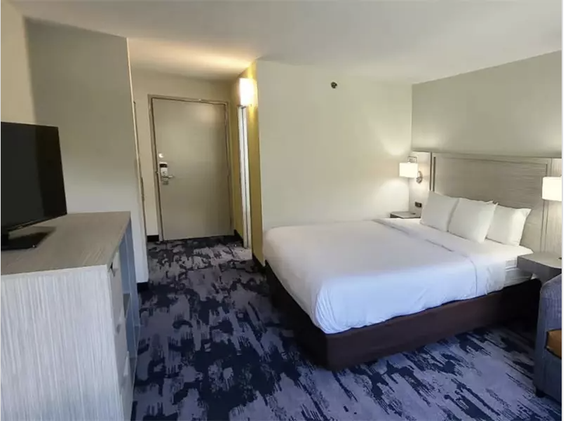 Quality Inn & Suites Simple Durable Hotel Bedroom Furniture